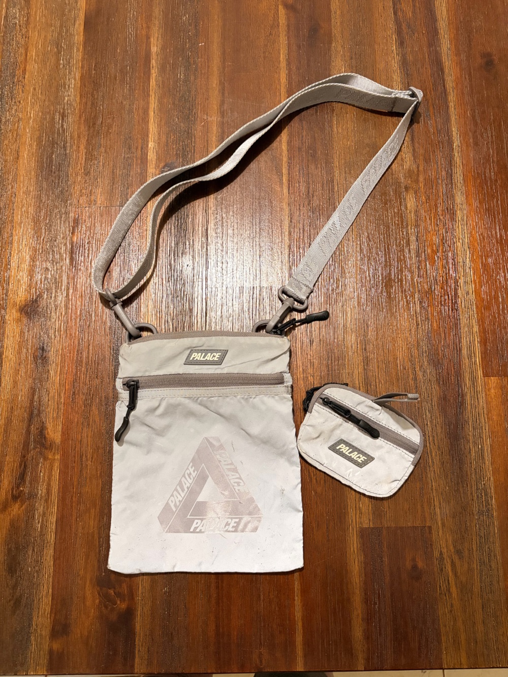 PALACE Light Gray Reflector  Men’s Messenger Crossbody with Coin Pouch